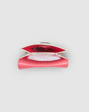Load image into Gallery viewer, Fontaine Phone Crossbody - Linen