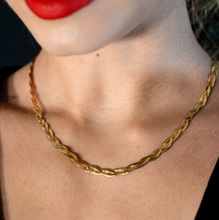 Load image into Gallery viewer, Tara Herringbone Snake Skin Textured Necklace