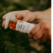 Load image into Gallery viewer, Bee by the Sea Face Toner