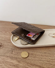 Load image into Gallery viewer, Lily Woven Wallet
