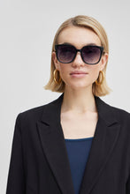 Load image into Gallery viewer, B.Young Wiva Sunglasses - Black
