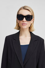Load image into Gallery viewer, B.Young Wiva Sunglasses - Thick Black
