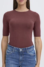 Load image into Gallery viewer, Pamila T-shirt - Port Royale
