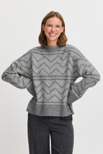 Load image into Gallery viewer, Omea Geometric Pullover
