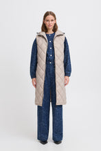 Load image into Gallery viewer, Berta Long Vest

