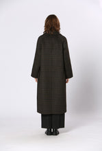 Load image into Gallery viewer, Long Plaid Coat
