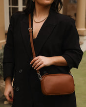 Load image into Gallery viewer, Bianca Crossbody - Tan
