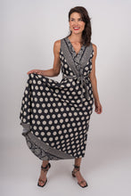 Load image into Gallery viewer, Sleeveless Wrap Dot Dress
