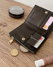 Load image into Gallery viewer, Lily Woven Wallet
