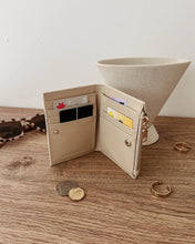 Load image into Gallery viewer, Lily Woven Wallet
