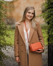 Load image into Gallery viewer, Fergie Shoulder Bag - Orange
