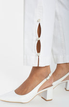 Load image into Gallery viewer, Liverpool Kennedy Cropped Straight with Pearl Detail
