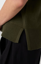 Load image into Gallery viewer, Short Sleeve Dolman Sweater - Hunter Green
