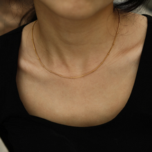 Load image into Gallery viewer, Zahara Mini Textured Beaded Dainty Gold Chain
