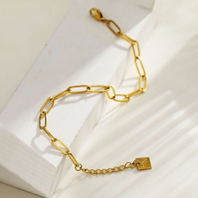 Load image into Gallery viewer, Hakila Gold Paper-Clip Bracelet
