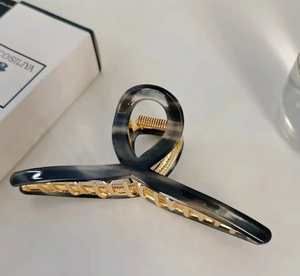 Luxe Loop Claw Clip