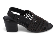 Load image into Gallery viewer, Bueno Cali Heeled Sandal
