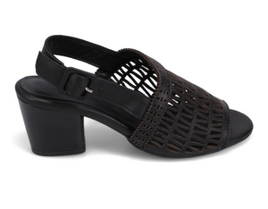 Bueno Cali Heeled Sandal