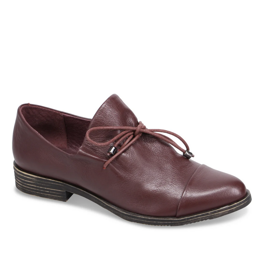 Kotty Slip On - Burgundy