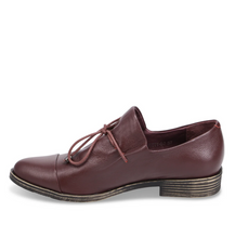 Load image into Gallery viewer, Kotty Slip On - Burgundy
