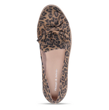 Load image into Gallery viewer, Oclem Loafer - Camel Leopard
