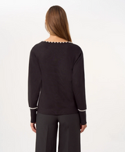 Load image into Gallery viewer, Pearl Detail Top
