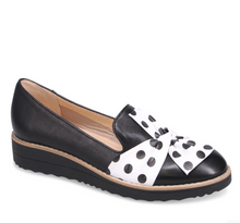 Load image into Gallery viewer, Oclem Loafer - Polka Dot
