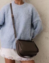 Load image into Gallery viewer, Maddie Shoulder Bag - Chocolate
