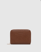 Load image into Gallery viewer, Eden Saddle Wallet - Cognac
