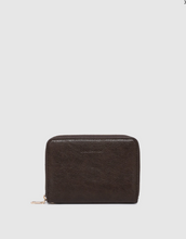 Load image into Gallery viewer, Eden Saddle Wallet - Chocolate
