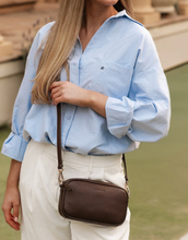 Load image into Gallery viewer, Bianca Crossbody - Chocolate
