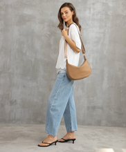 Load image into Gallery viewer, Georgina Shoulder Bag - Honey
