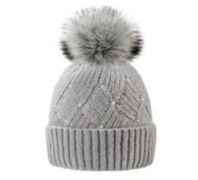 Load image into Gallery viewer, Cable Knit Pearl Pom Toque
