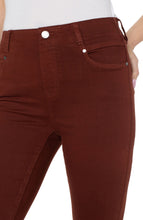 Load image into Gallery viewer, Liverpool Gia Glider Skinny - Brunette
