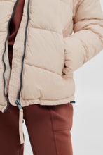 Load image into Gallery viewer, Bomina Puffer Jacket - Short
